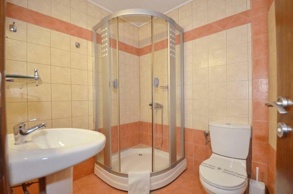 Hotel Philippion Káto Loutrákion エクステリア 写真