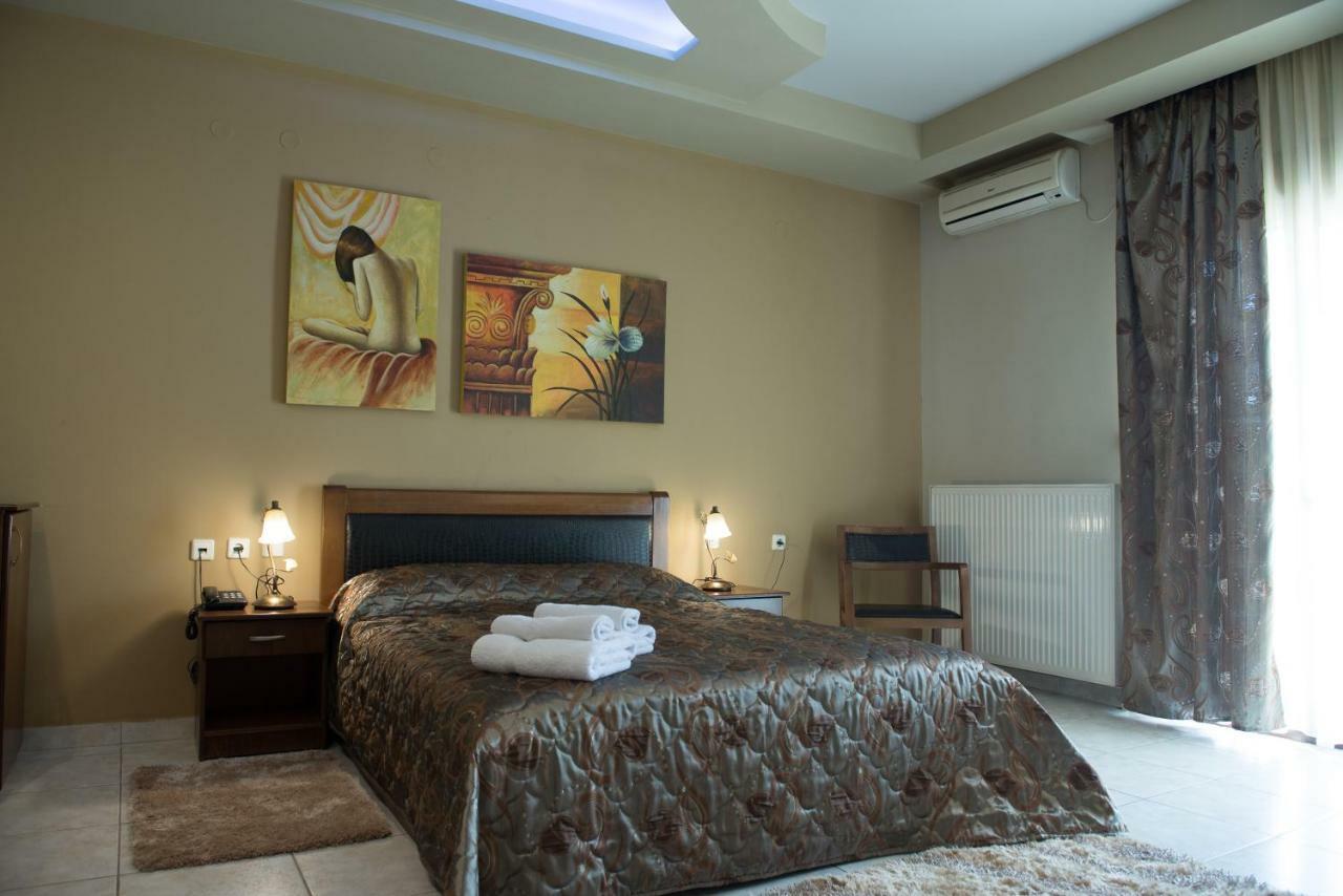 Hotel Philippion Káto Loutrákion エクステリア 写真